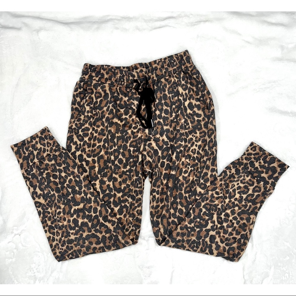 Boutique Cheetah Print Joggers || Small